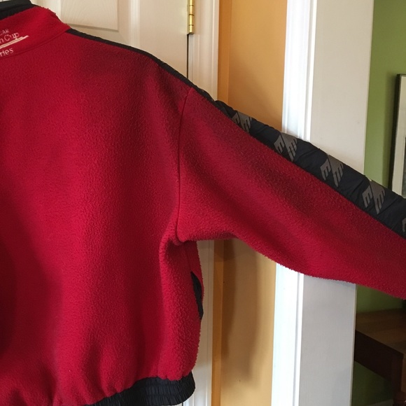 Red zip up jacket - Picture 7 of 7